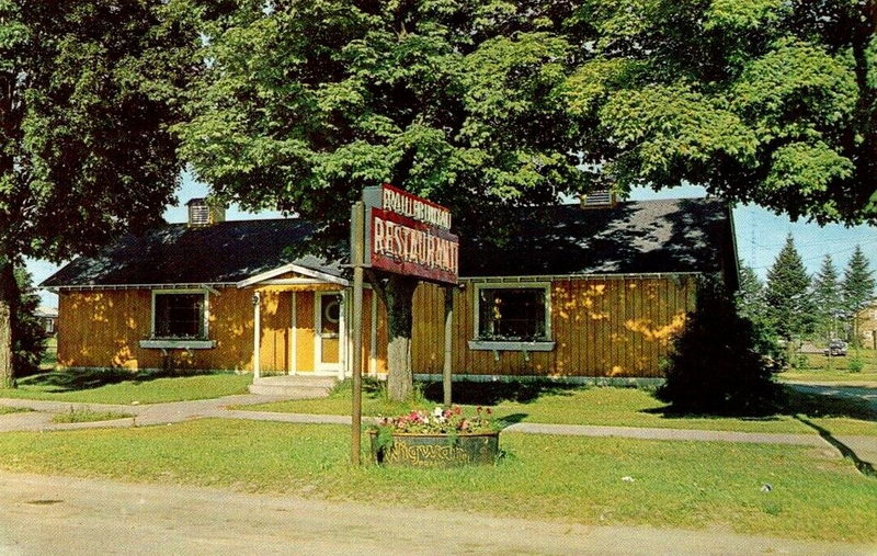 Paul Bunyan Restaurant - Vintage Postcard